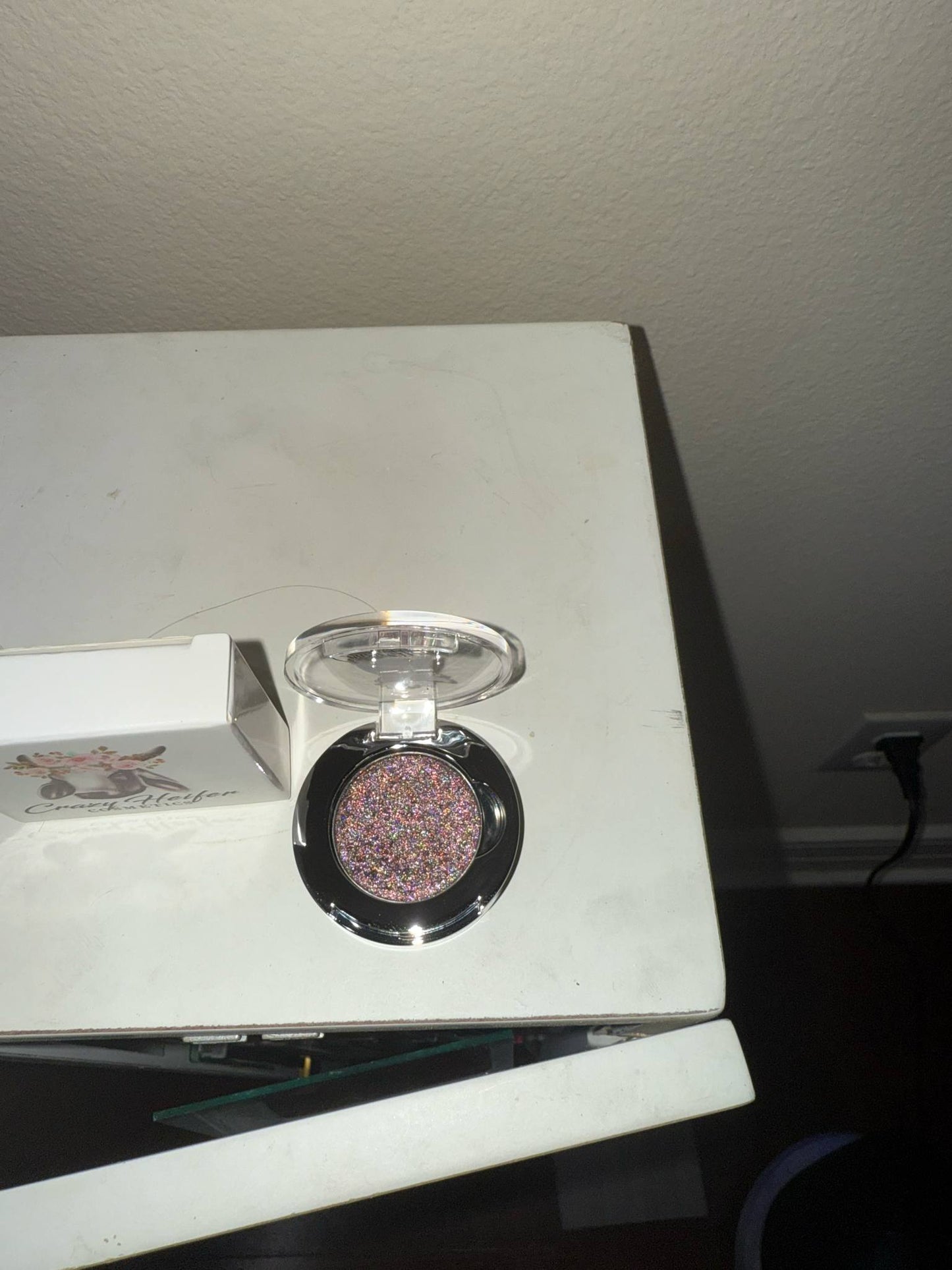 Holo Glow Eyeshadow
